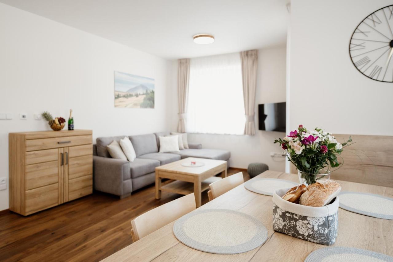 Apartmany Horska, Vrchlabí Exterior foto